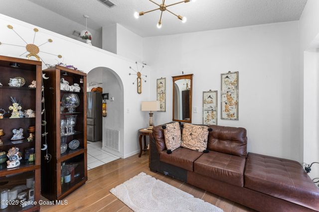 398 Taunton Road SW, Palm Bay, FL 32908