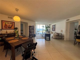 6767 Collins Ave 604, Miami Beach, FL 33141