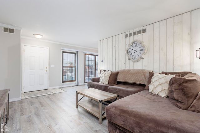 39464 Heatherheath Drive, Clinton Township, MI 48038