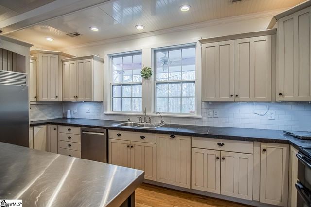 1482 Price House Road, Roebuck, SC 29376