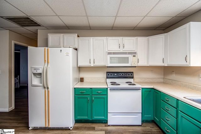 1482 Price House Road, Roebuck, SC 29376