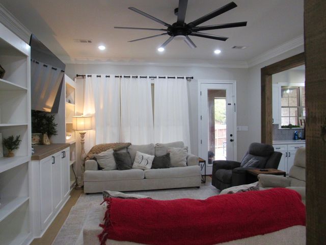 64 Country Park Dr., Petal, MS 39465