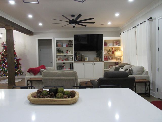 64 Country Park Dr., Petal, MS 39465