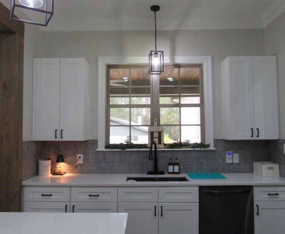 64 Country Park Dr., Petal, MS 39465