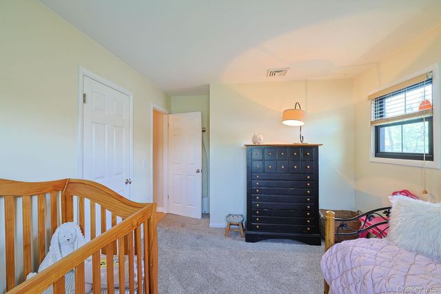 17 Red Oak Terrace, Newburgh, NY 12550