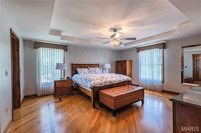 12823 Tammy Kay Drive, St Louis, MO 63128