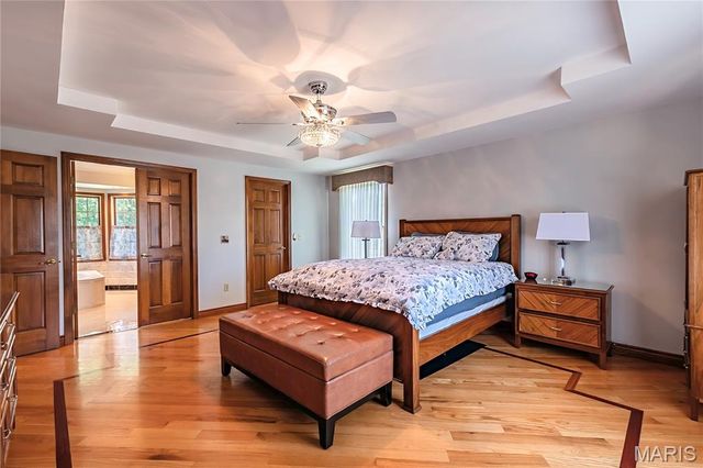 12823 Tammy Kay Drive, St Louis, MO 63128