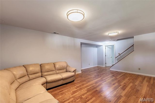 12823 Tammy Kay Drive, St Louis, MO 63128