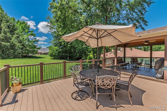 12823 Tammy Kay Drive, St Louis, MO 63128