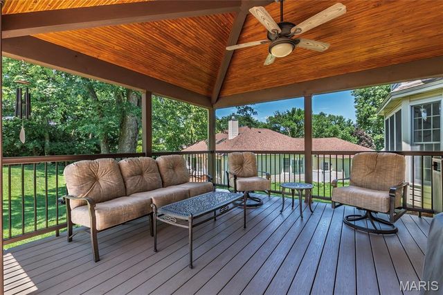 12823 Tammy Kay Drive, St Louis, MO 63128
