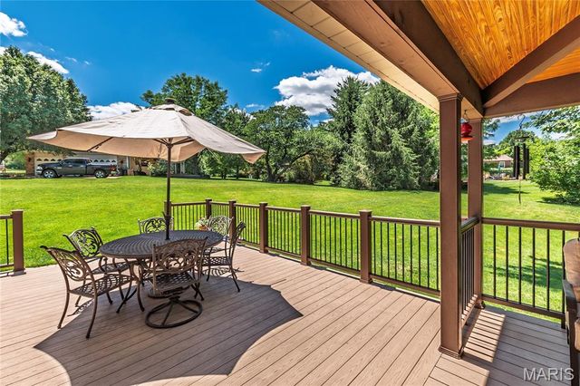 12823 Tammy Kay Drive, St Louis, MO 63128