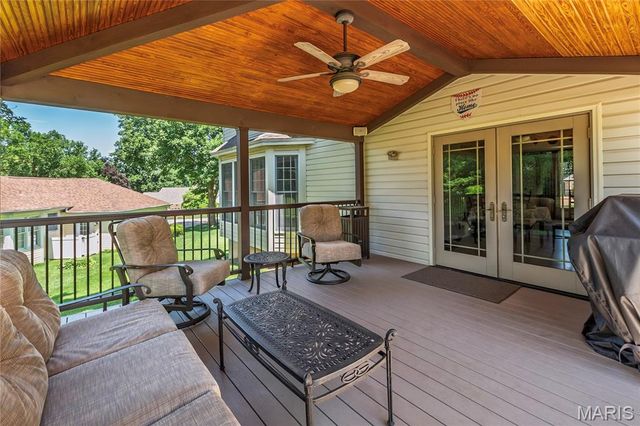 12823 Tammy Kay Drive, St Louis, MO 63128