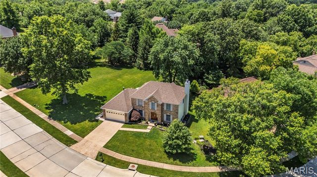 12823 Tammy Kay Drive, St Louis, MO 63128