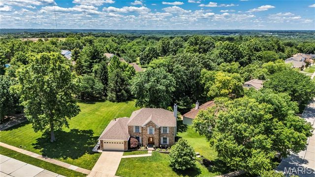 12823 Tammy Kay Drive, St Louis, MO 63128