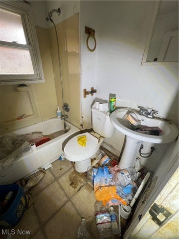 3442 W 60th Street, Cleveland, OH 44102