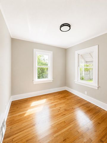 815 Marquette Street, Flint, MI 48504