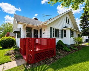 815 Marquette Street, Flint, MI 48504