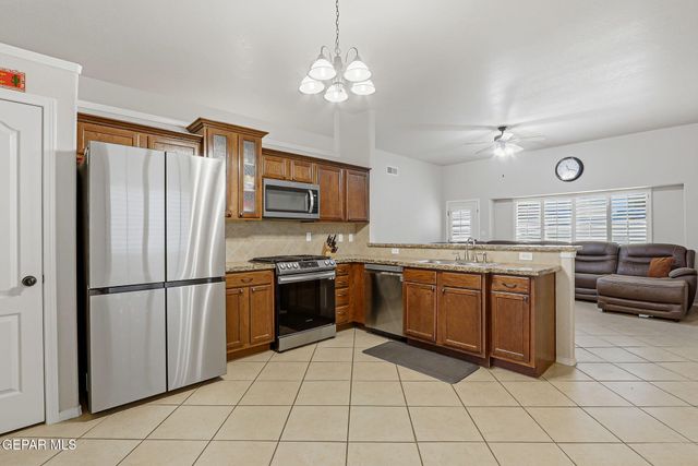 12941 Hidden Grove Drive, El Paso, TX 79938