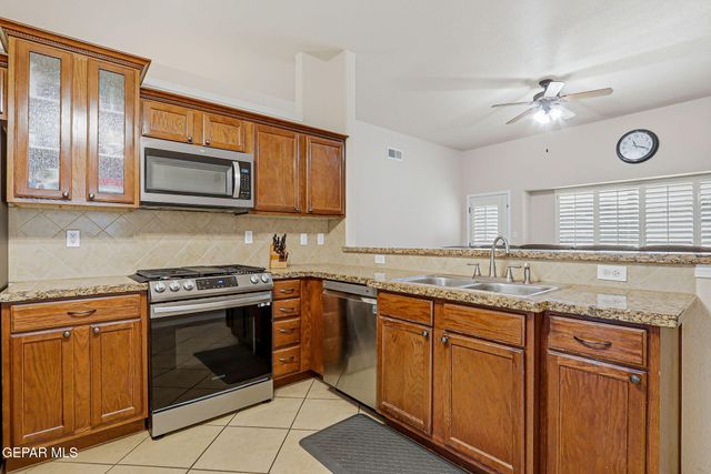 12941 Hidden Grove Drive, El Paso, TX 79938