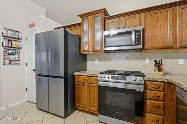 12941 Hidden Grove Drive, El Paso, TX 79938