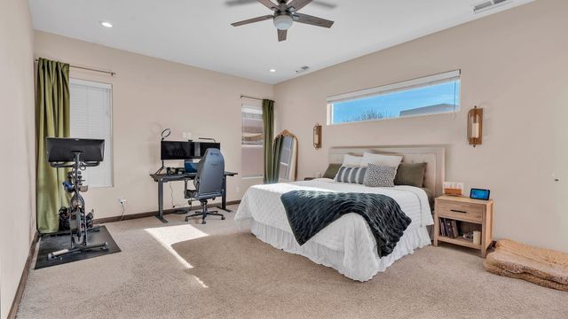 2273 Calle De Ortiz SW, Los Lunas, NM 87031