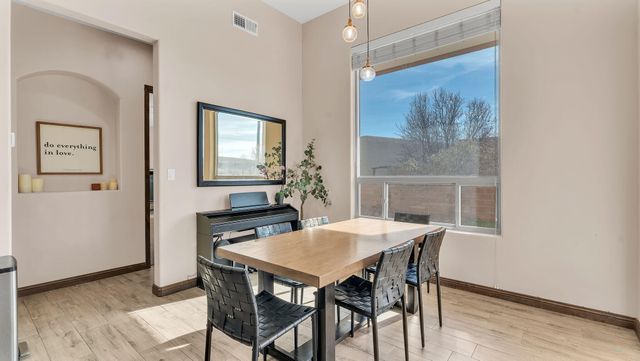 2273 Calle De Ortiz SW, Los Lunas, NM 87031