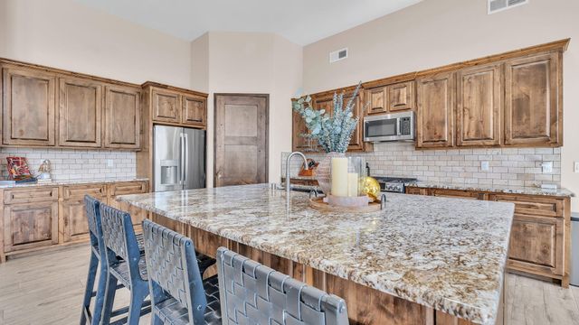 2273 Calle De Ortiz SW, Los Lunas, NM 87031