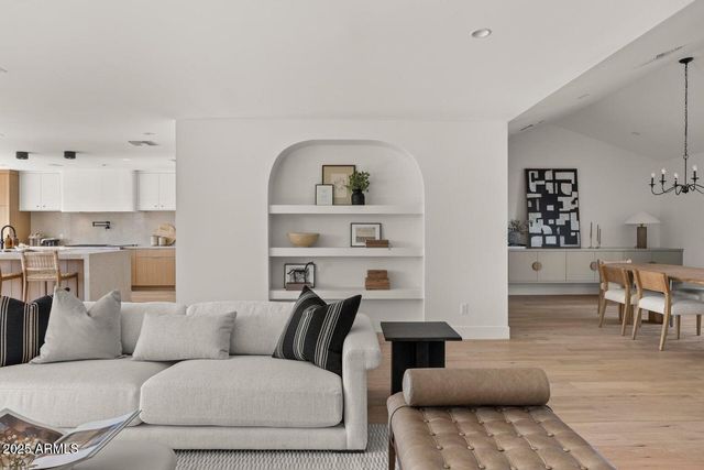 6039 E CALLE CAMELIA --, Scottsdale, AZ 85251