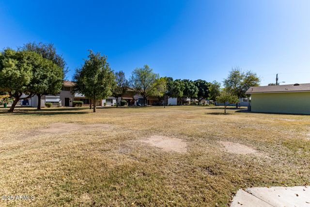 1511 W HAZELWOOD Street, Phoenix, AZ 85015