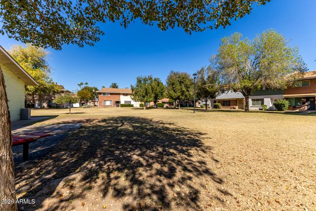 1511 W HAZELWOOD Street, Phoenix, AZ 85015