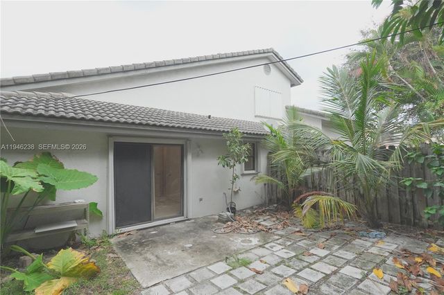 518 NE 48th St 518, Boca Raton, FL 33431