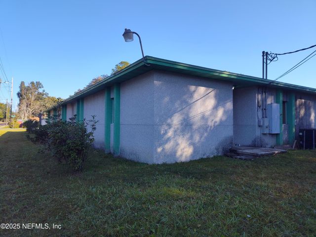 4100 BEVERLY Avenue, Jacksonville, FL 32208