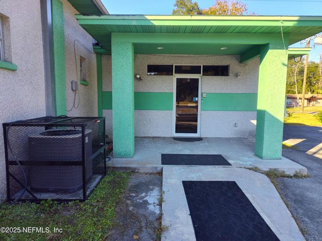 4100 BEVERLY Avenue, Jacksonville, FL 32208