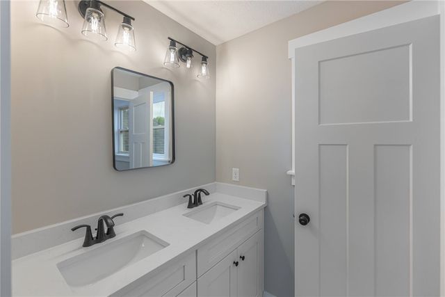 913 Wright Cycle Boulevard, Xenia, OH 45385