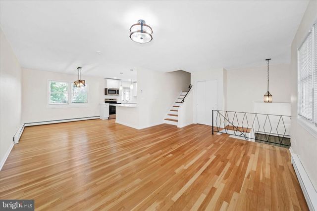 943 WOODFORD DR, Dover, DE 19904