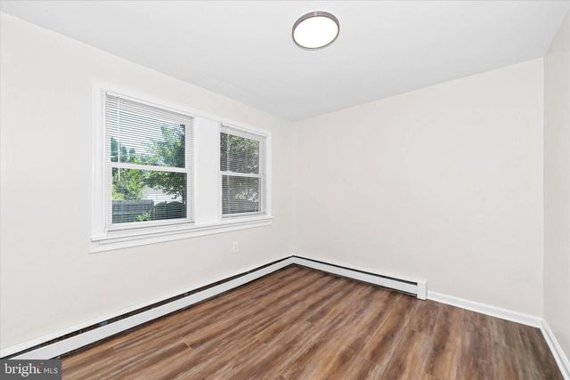943 WOODFORD DR, Dover, DE 19904