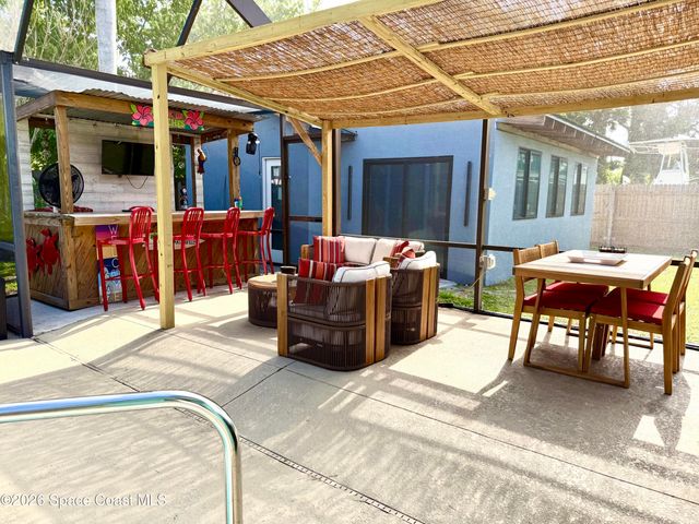 913 Dupont Street NE, Palm Bay, FL 32907