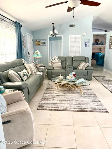 913 Dupont Street NE, Palm Bay, FL 32907