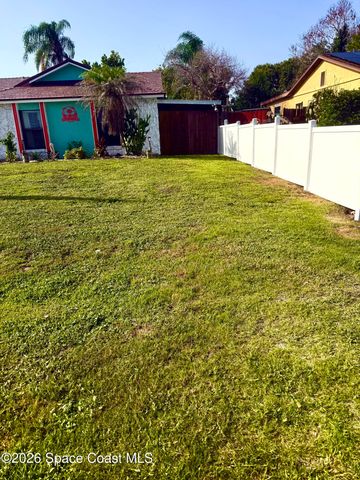 913 Dupont Street NE, Palm Bay, FL 32907