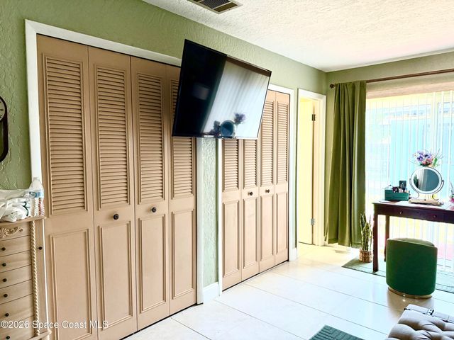 913 Dupont Street NE, Palm Bay, FL 32907