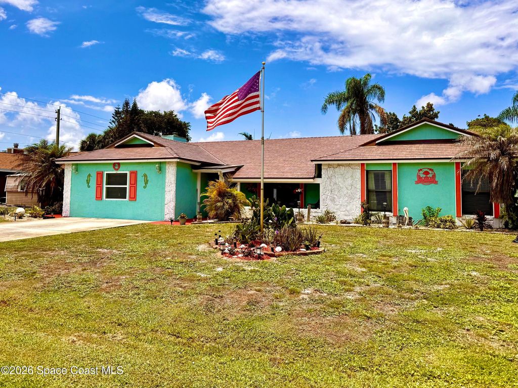 913 Dupont Street NE, Palm Bay, FL 32907