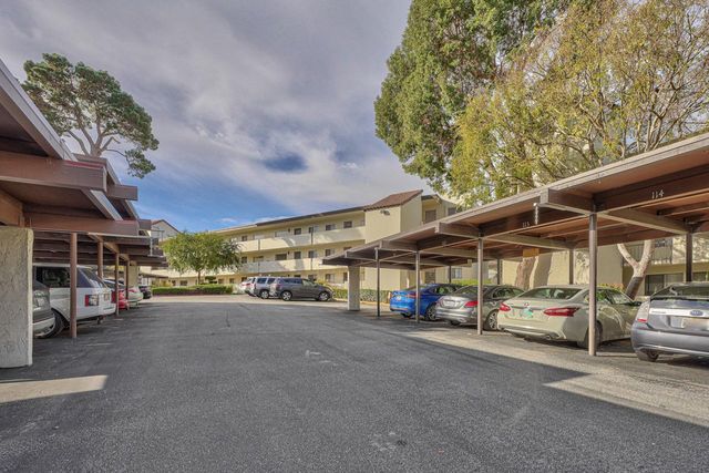 500 Glenwood Circle 435, Monterey, CA 93940