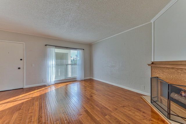 500 Glenwood Circle 435, Monterey, CA 93940
