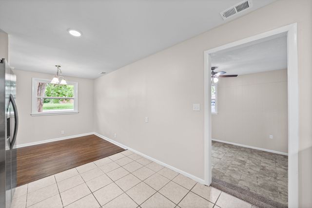 6 Sevier St, Clarksville, TN 37042