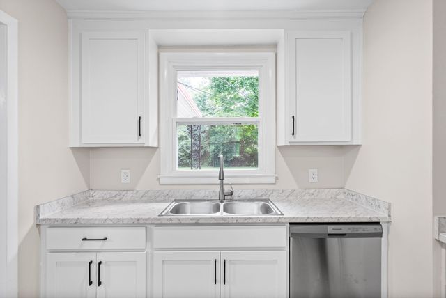 6 Sevier St, Clarksville, TN 37042