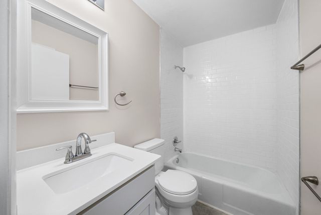 6 Sevier St, Clarksville, TN 37042