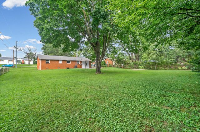 6 Sevier St, Clarksville, TN 37042