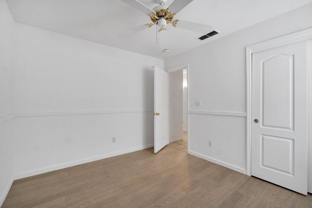4466 W Celeste Ave, Fresno, CA 93722
