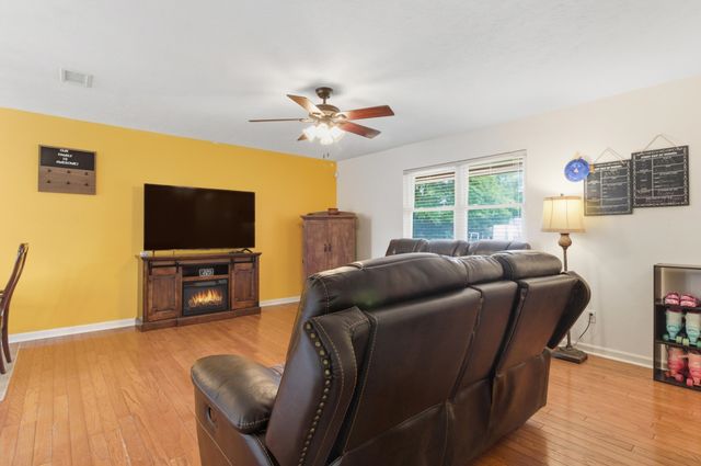 2101 Portsmouth Circle, Tallahassee, FL 32311