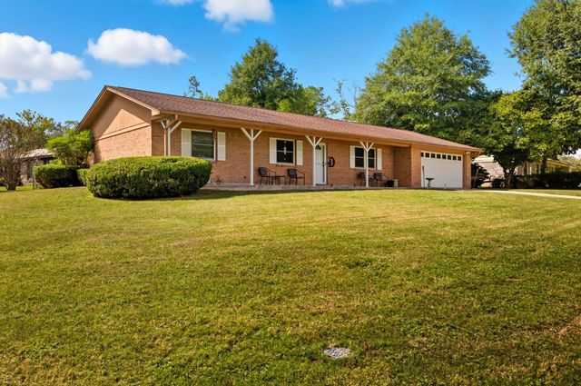 2101 Portsmouth Circle, Tallahassee, FL 32311